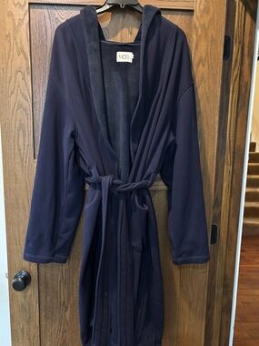 UGG robe